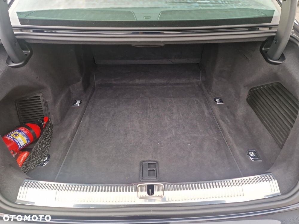 Audi A8 - 17