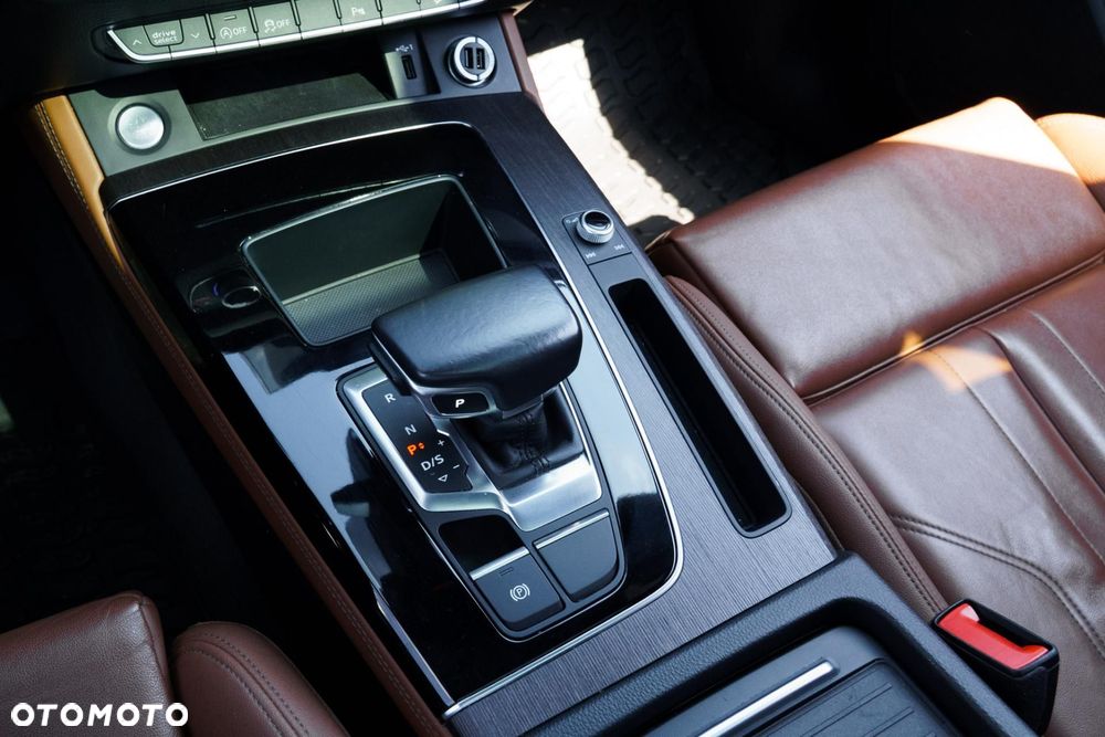 Audi Q5 Sportback - 29