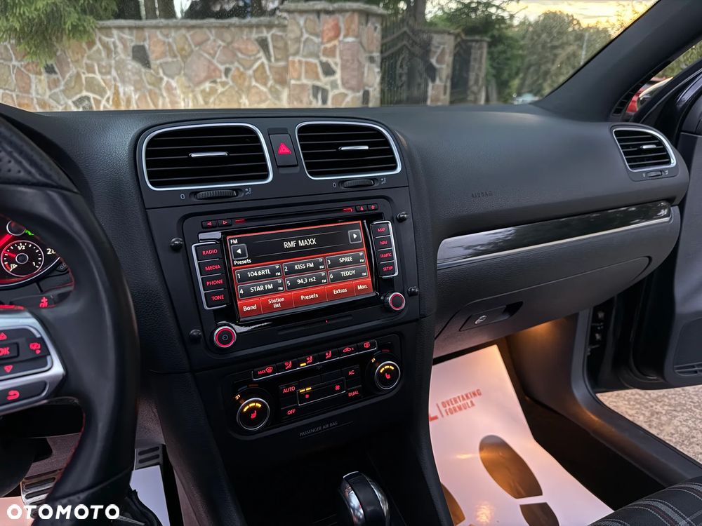 Volkswagen Golf 2.0 GTI DSG - 25