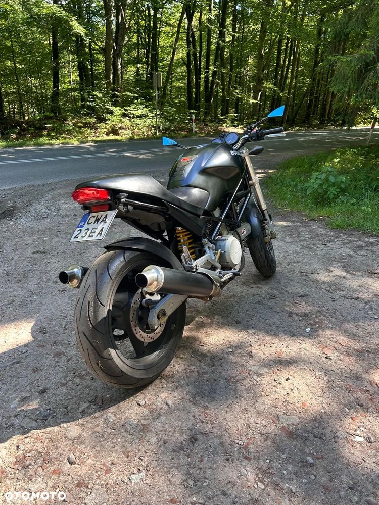 Ducati Monster - 10