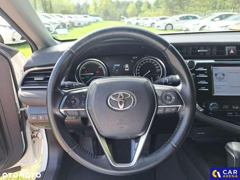 Toyota Camry - 19