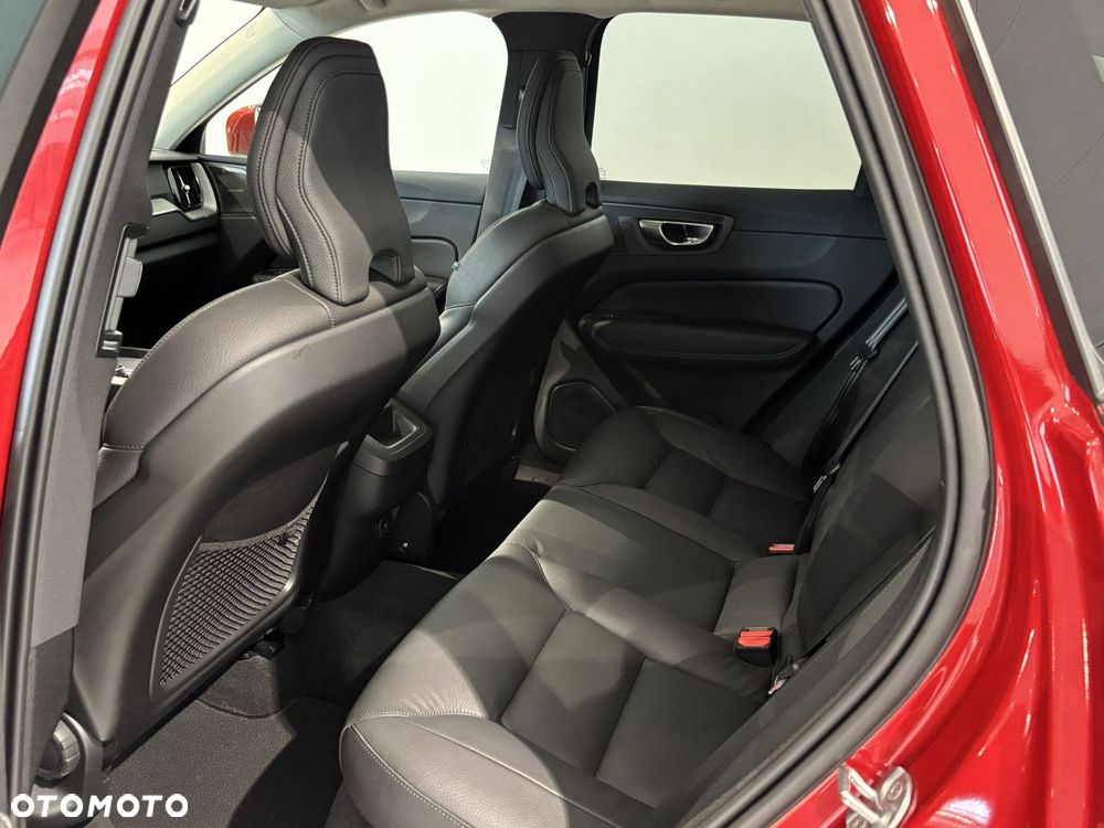 Volvo XC 60 - 22