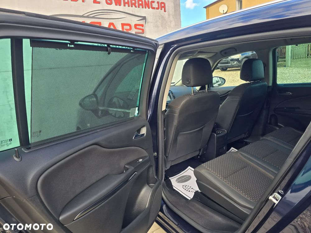 Opel Zafira 1.6 T Plus S&S - 19