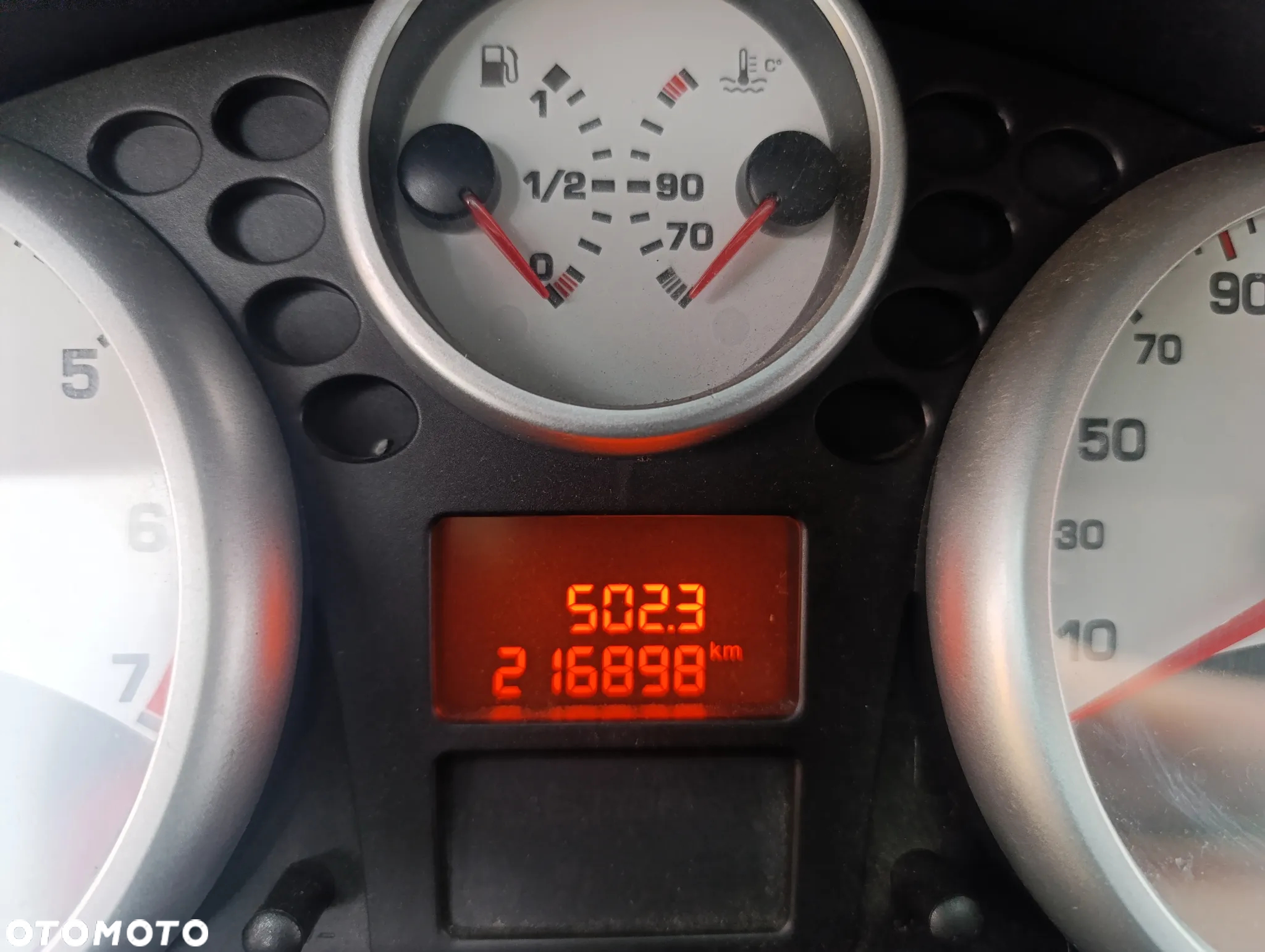 Peugeot 207 1.4 16V Trendy - 18