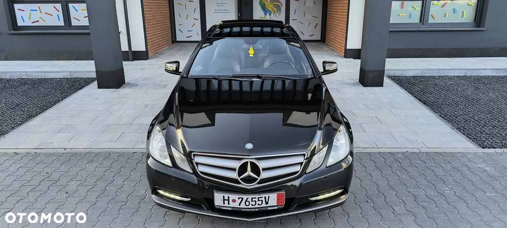 Mercedes-Benz Klasa E 350 CDI DPF BlueEFFICIENCY 7G-TRONIC Elegance - 31