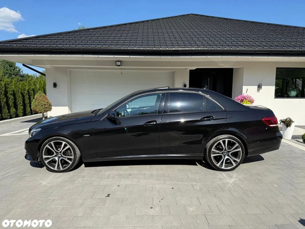 Mercedes-Benz Klasa E 220 BlueTEC BlueEFFICIENCY Edition 9G-TRONIC Edition - 3