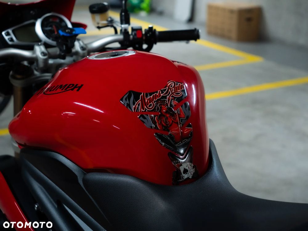 Triumph Speed Triple - 16