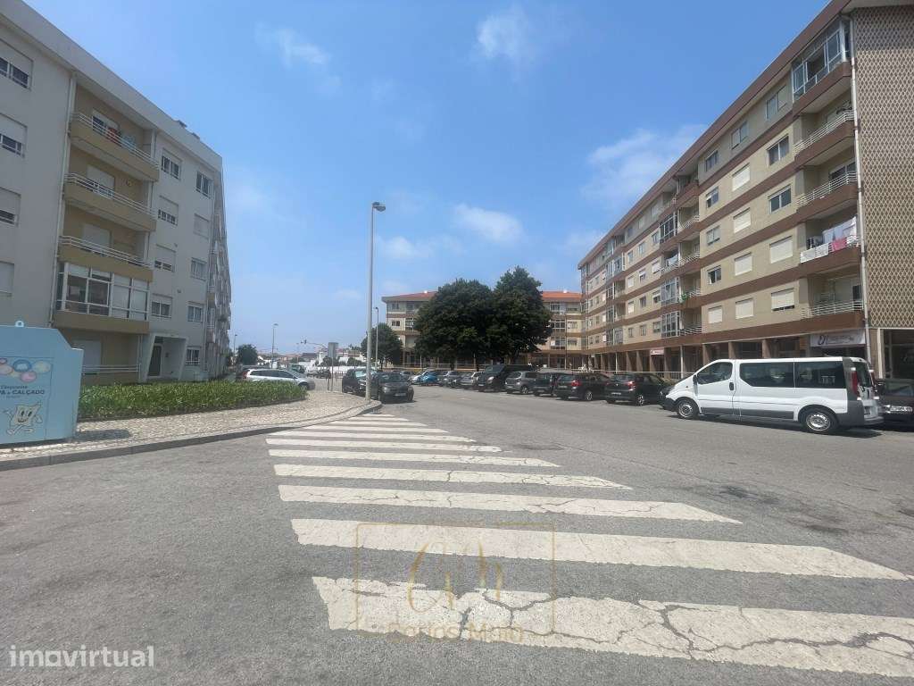 T2 c/ suíte e garagem fechada na Póvoa de Varzim - Grande imagem: 3/6
