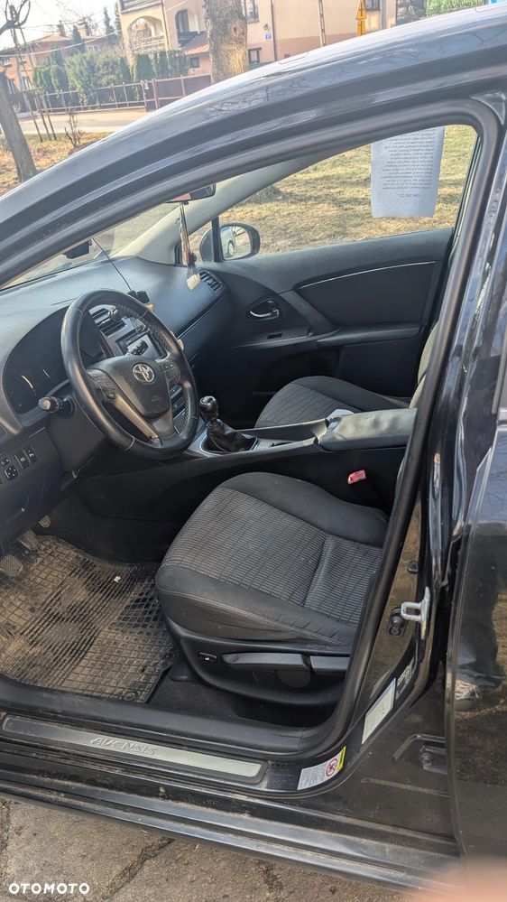 Toyota Avensis 2.0 D-4D Sol Premium - 13