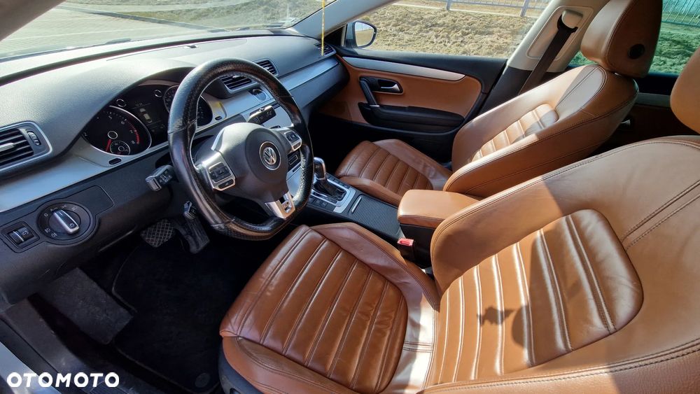 Volkswagen Passat CC - 9
