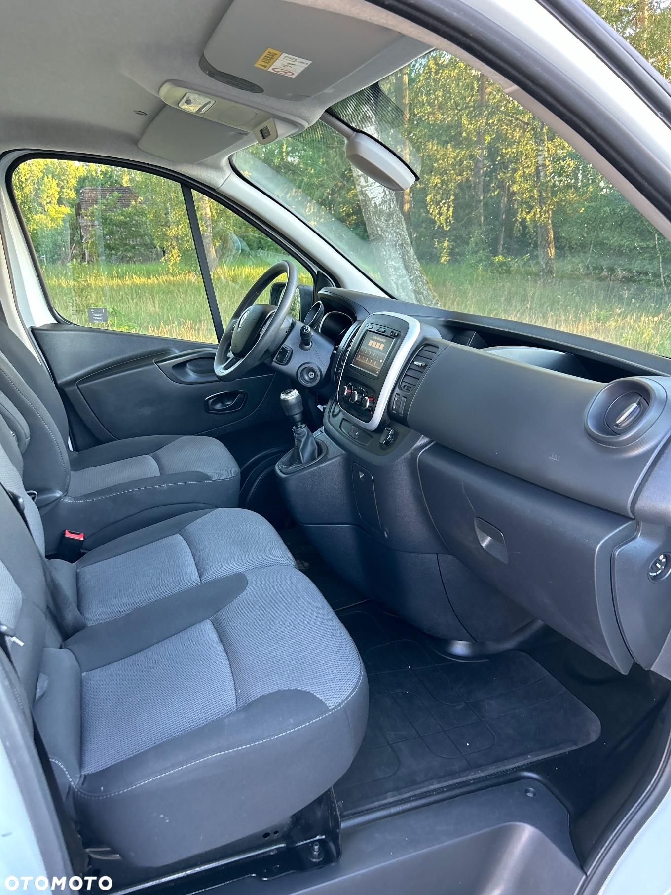 Renault Trafic - 32