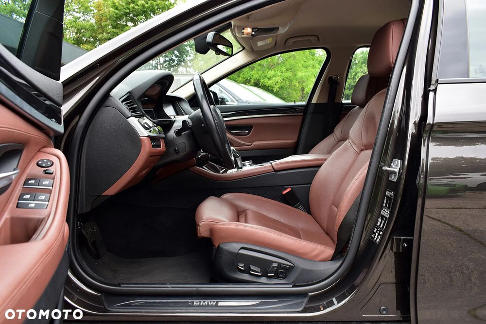 BMW Seria 5 535i xDrive Luxury Line - 5