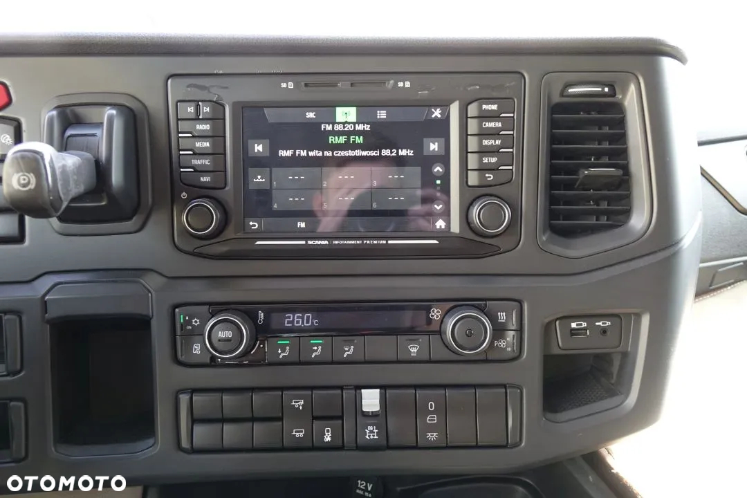 Scania R450 EURO 6 / STANDARD / NISKA KABINA / AUTOMAT / RETARDER / 2 ZBIORNIKI / - 26