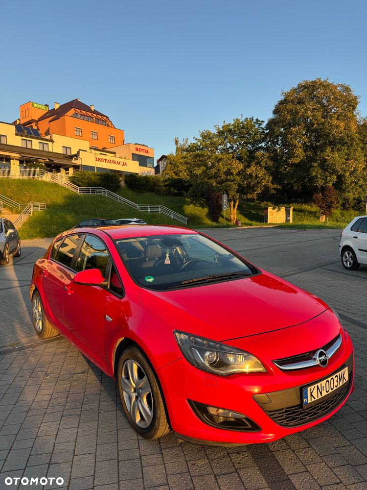 Opel Astra 1.6 CDTI DPF ecoFLEX TourerStart/Stop Exklusiv - 4