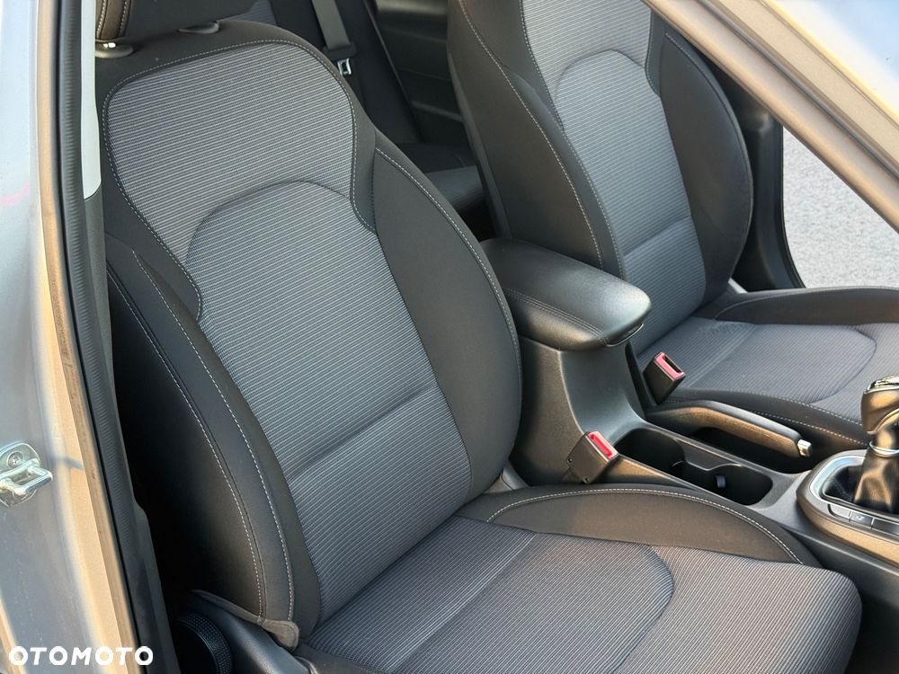 Hyundai i30 1.5 DPI Comfort - 17