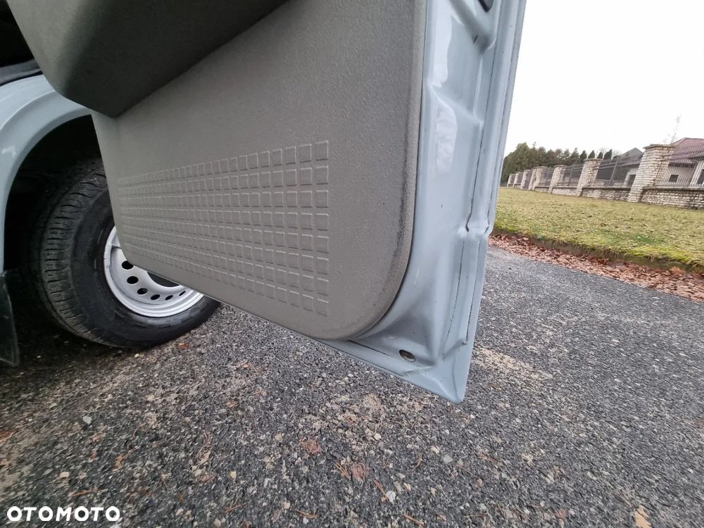 Volkswagen Transporter Mixt - 12