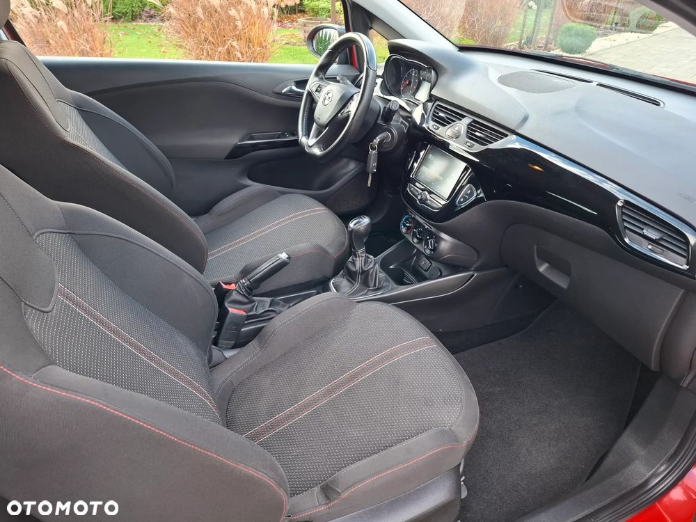 Opel Corsa 1.2 Cosmo - 40