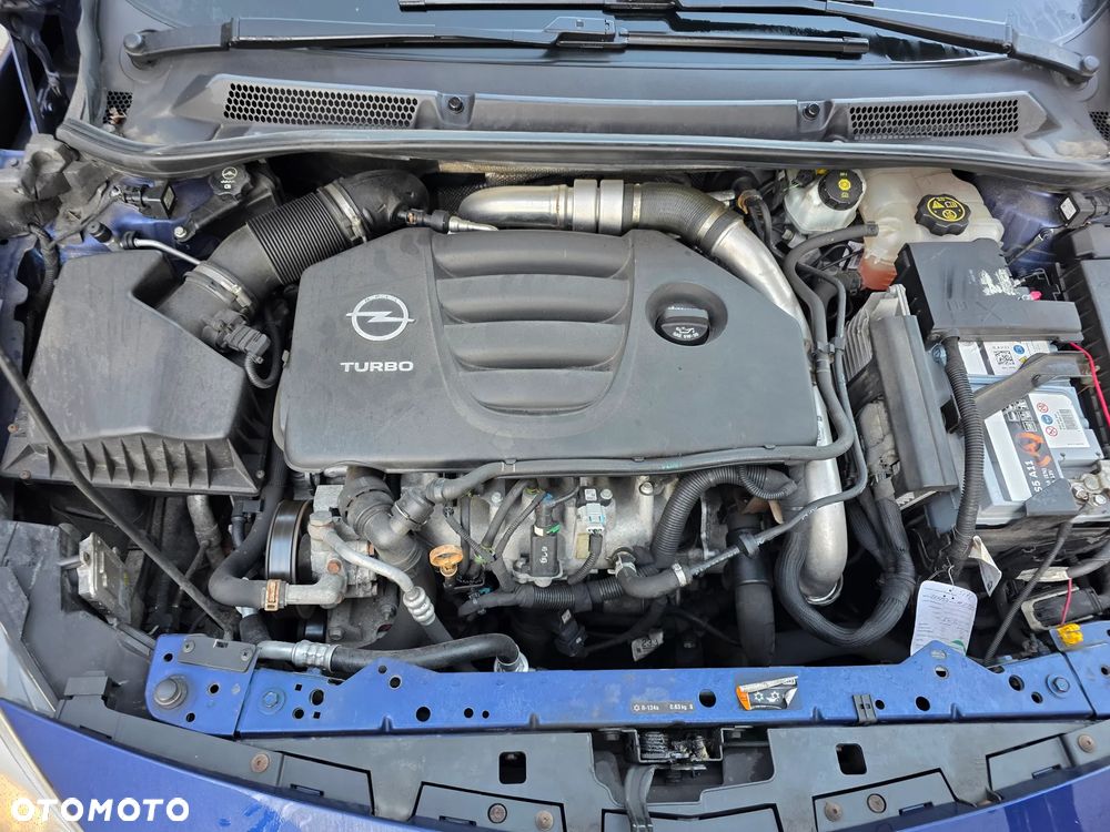 Opel Astra OPC Start/Stop - 13