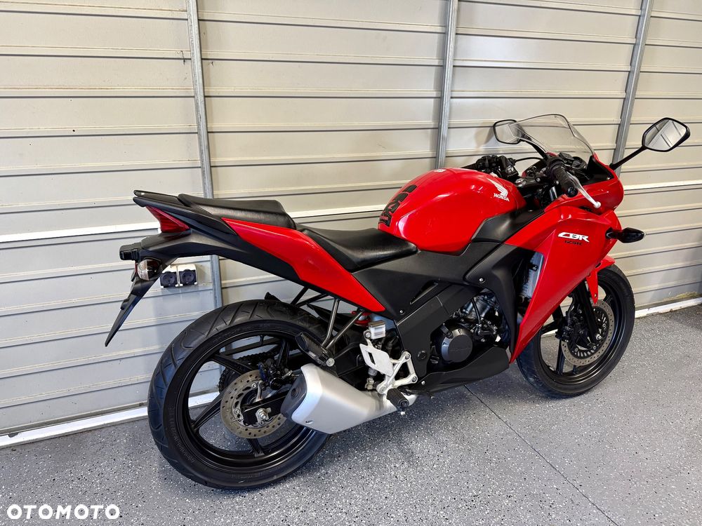 Honda CBR - 3