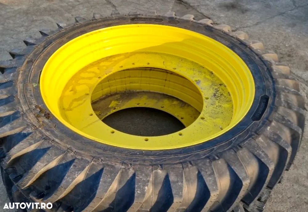 Cauciuc Tractor Nou Michelin IF380/90R50, Inclusiv Janta - 2