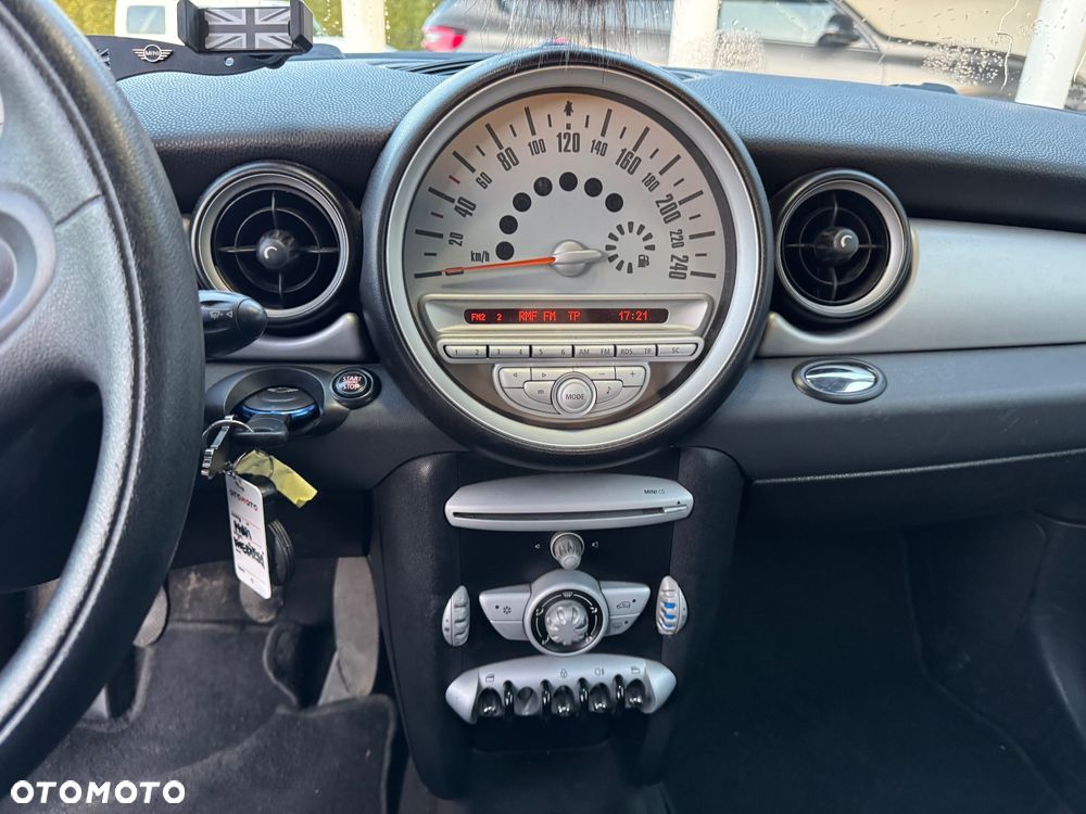 MINI Cooper D 50 Mayfair - 11