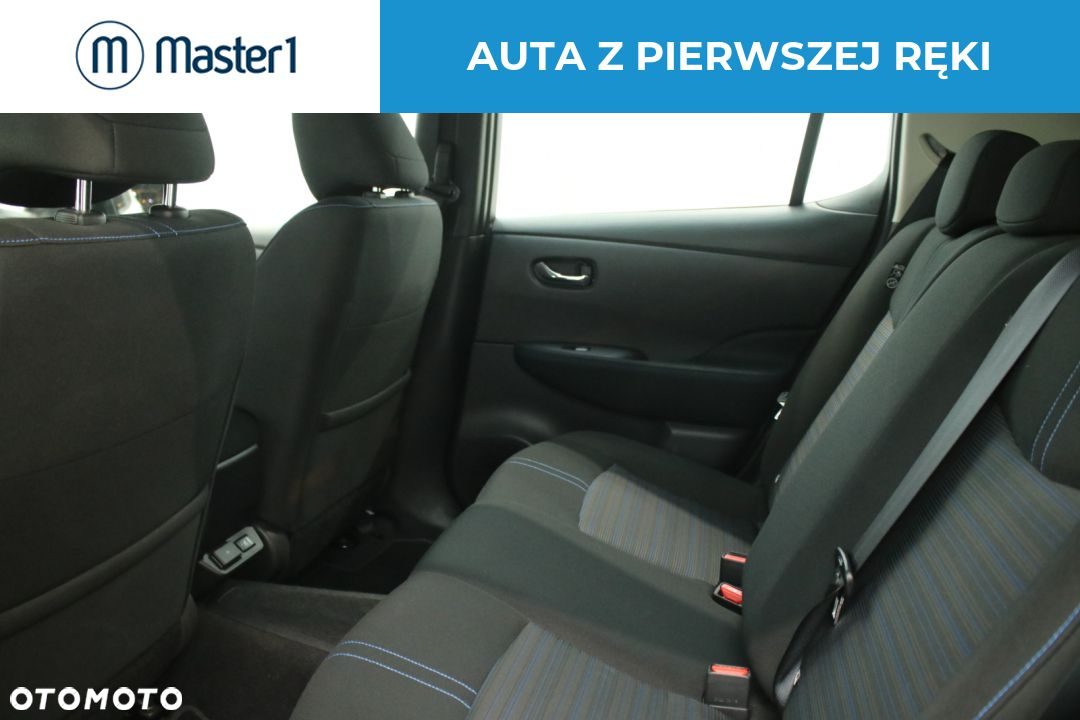 Nissan Leaf - 8