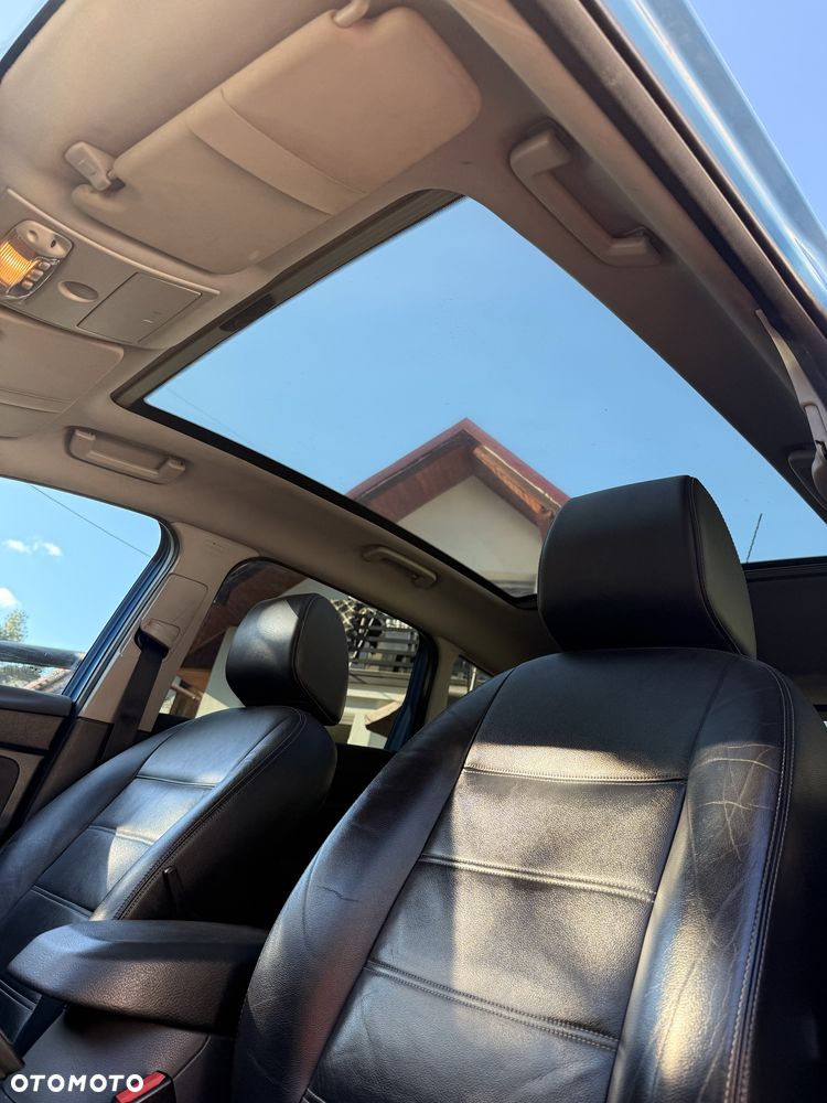 Ford Kuga - 6