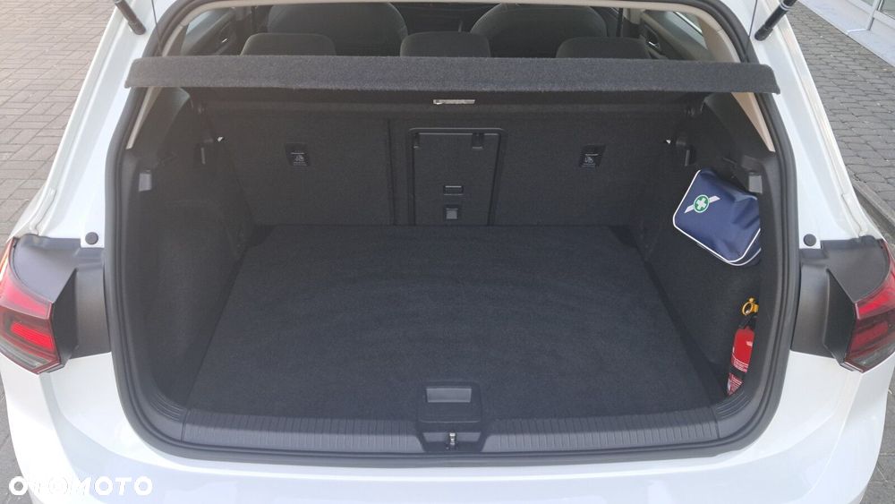 Volkswagen Golf 1.5 eTSI Style DSG - 8