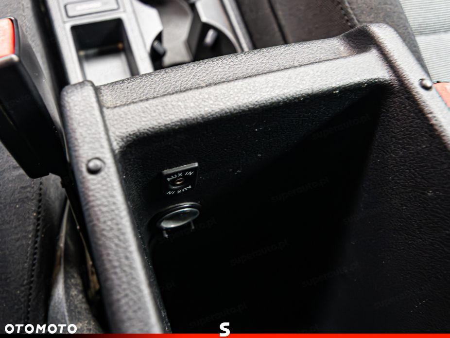 Volkswagen Tiguan - 19