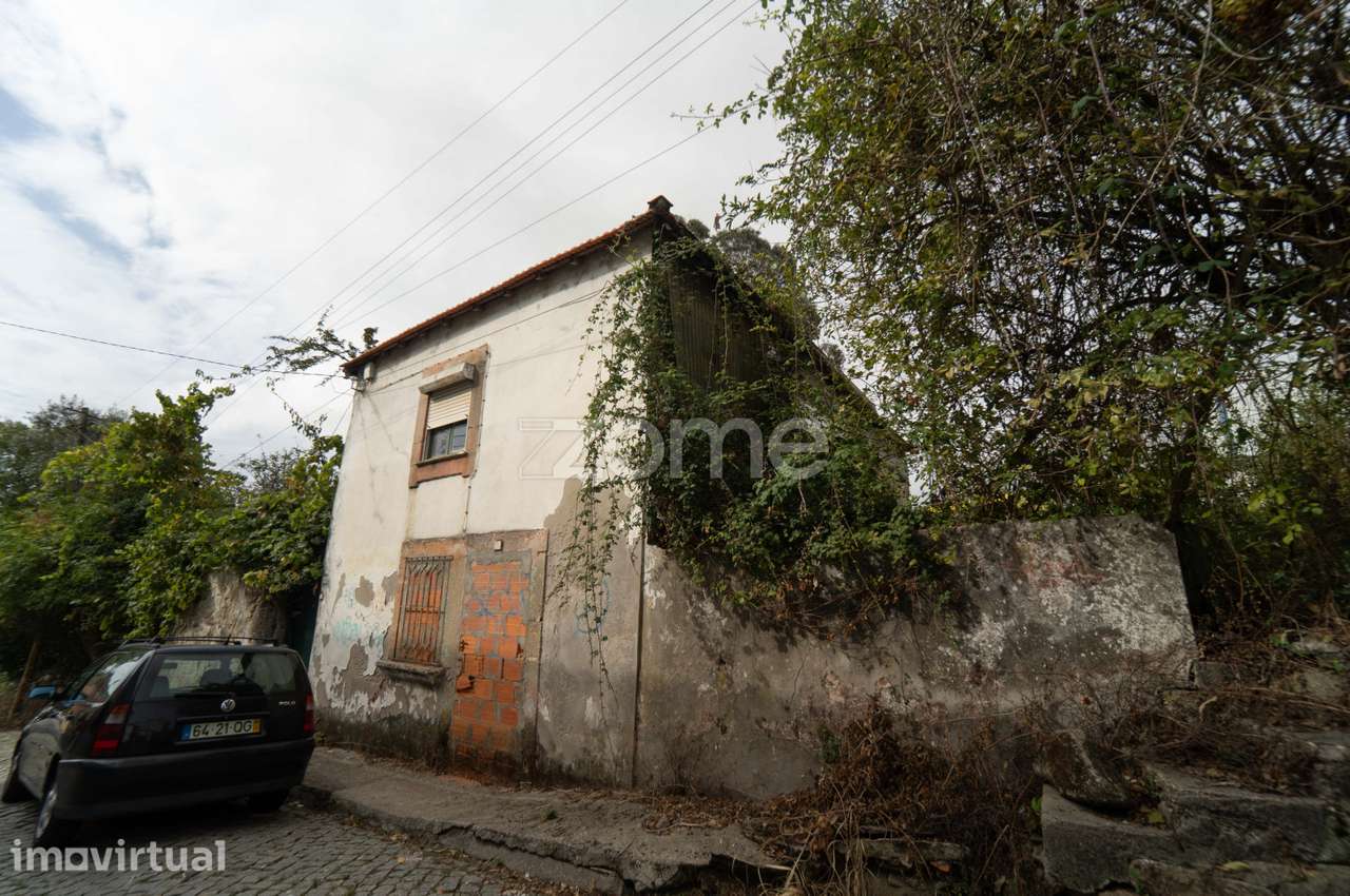 Moradia para reabilitar com terreno - Rechousa - Grande imagem: 4/15