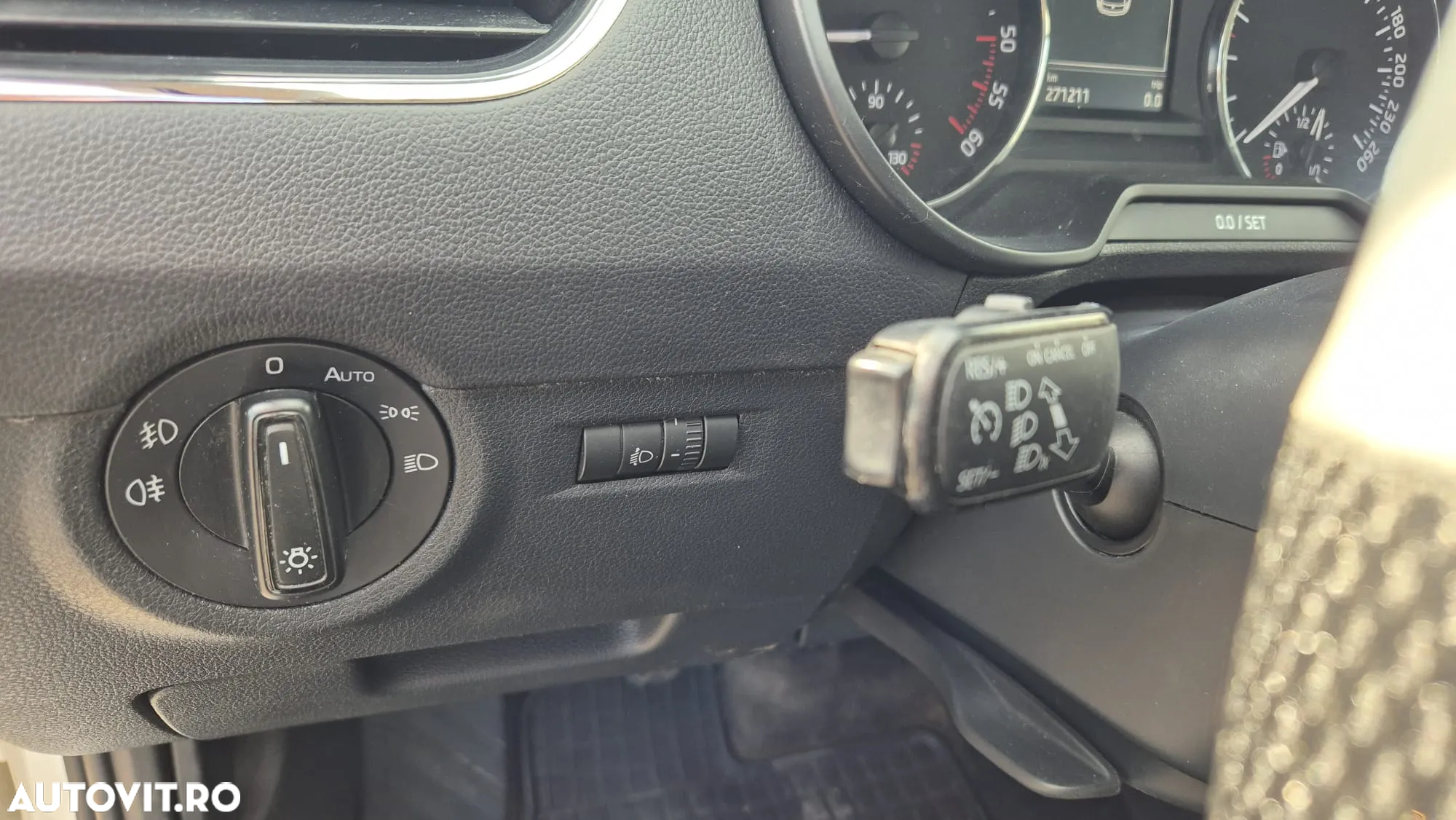 Skoda Octavia 1.6 TDI 4X4 AMBITION - 14