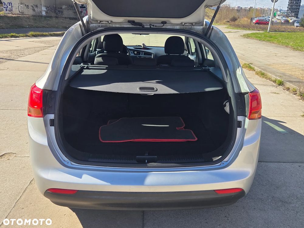 Kia Ceed 1.6 CRDi L - 14