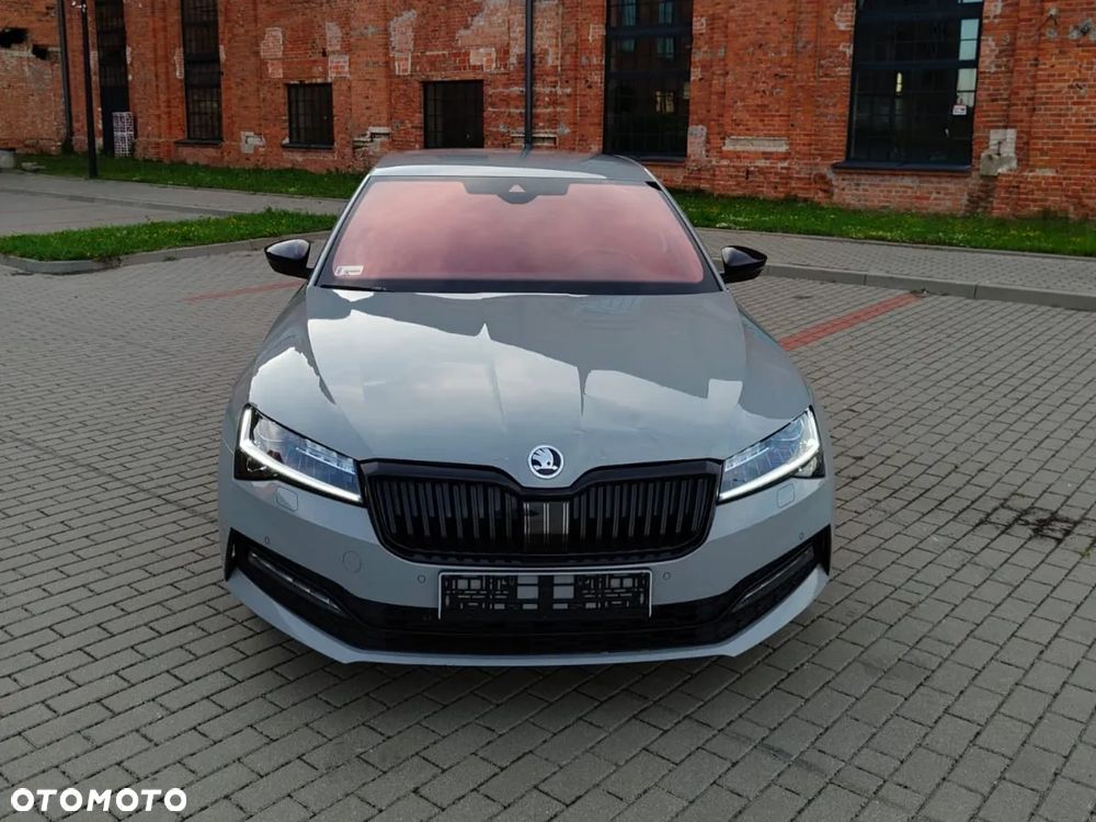 Skoda Superb 2.0 TSI Sportline DSG - 2
