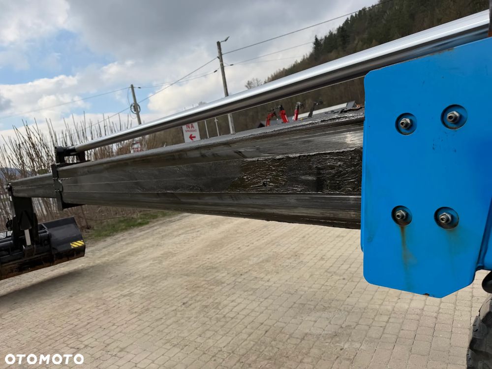 Manitou MT932 Ładowarka Teleskopowa 9m wysuw!  UDŹWIG 3,2 TONY! Przebieg 2600 mtg. jak Nowa z SALONU 2016 rok z Norwegii z Gospodarstwa rolnego! Silnik DEUTZ 110 km. Aktualne Serwisy w Dekra. Nowy Model sterowane wszystko z 1 dżojstika. Widły i łyżka. Ani deka luzu czy wycieku. OKAZJA! Jazda REWERS + 4 biegi. Skręt 3 tryby. - 17