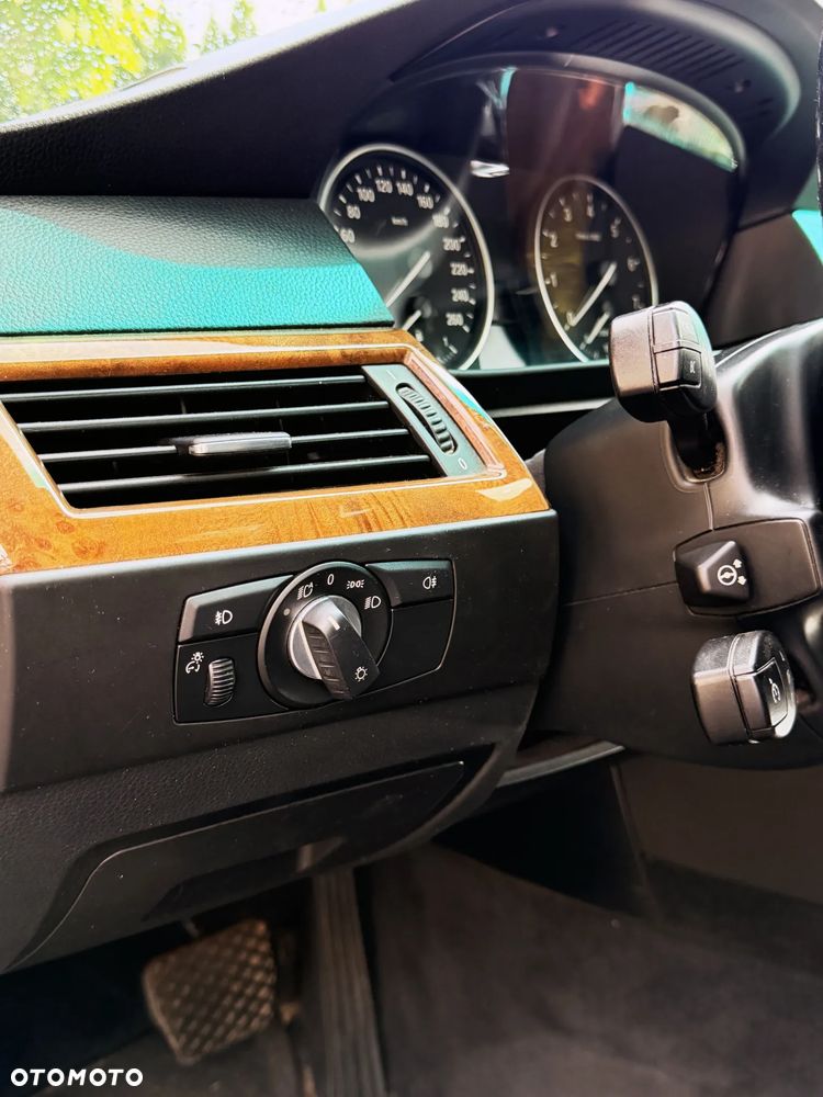 BMW Seria 5 - 18