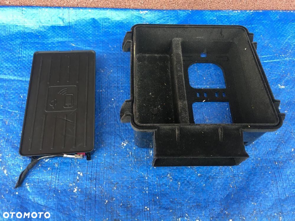 Audi Q7 4M Ładowarka Indukcyjna Indukcja Schowek 4M0035502A - 1