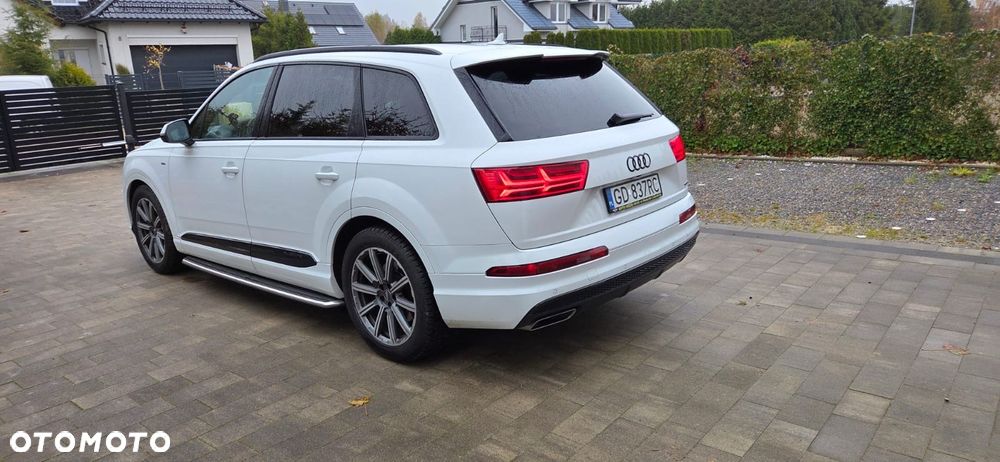 Audi Q7 - 4
