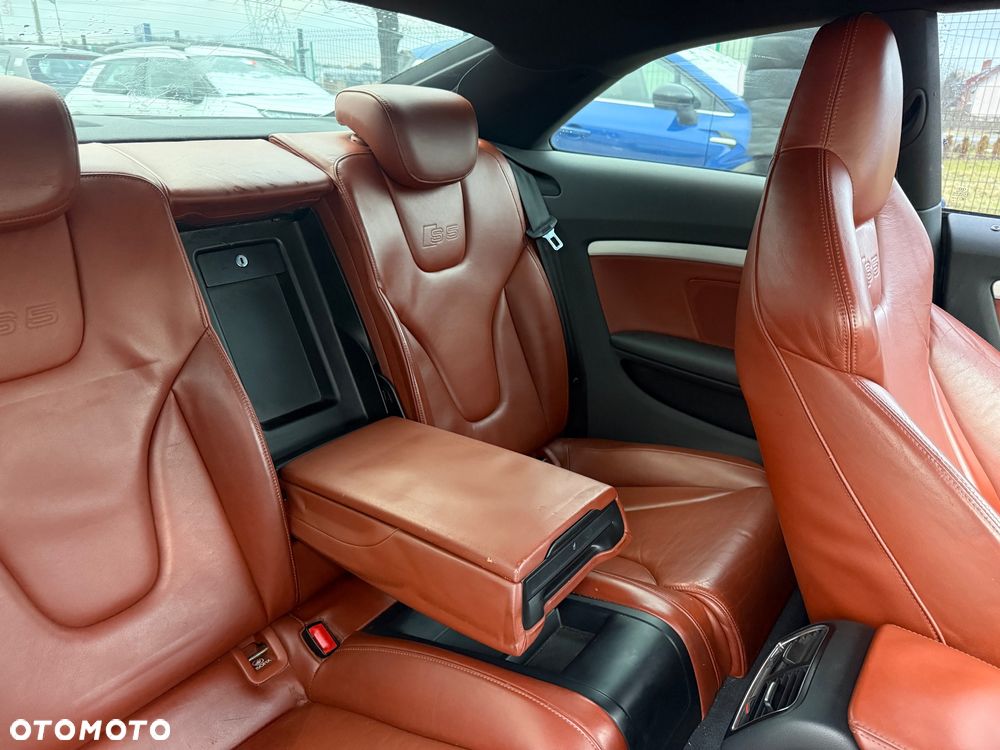 Audi S5 Coupé 4.2 Quattro - 11