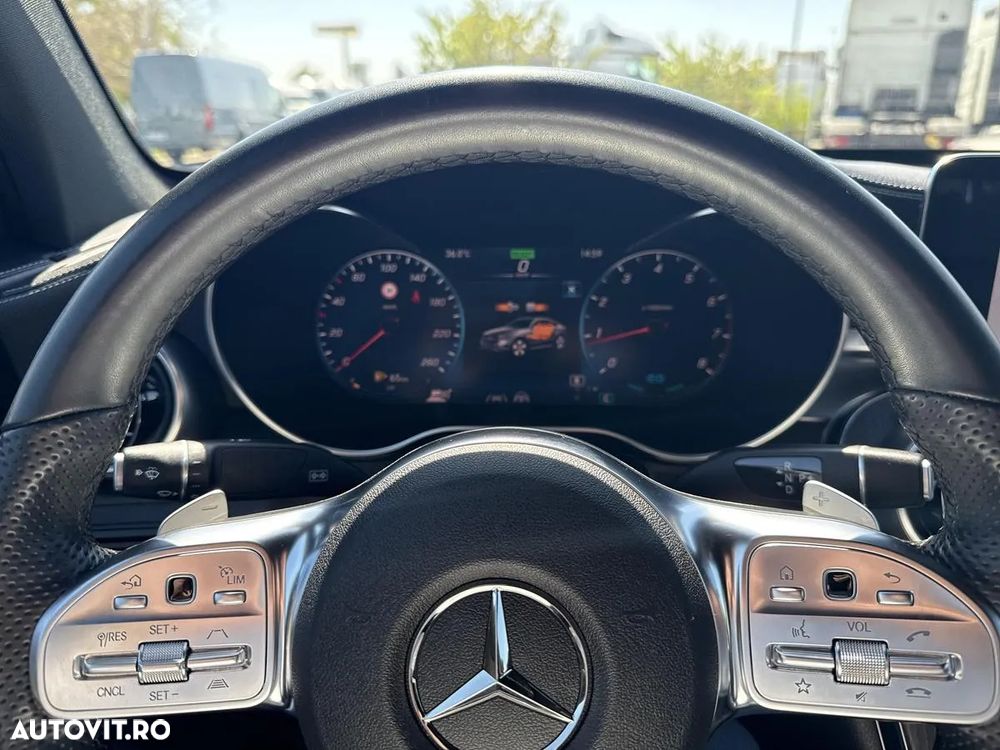 Mercedes-Benz GLC Coupe 300 4MATIC MHEV - 24