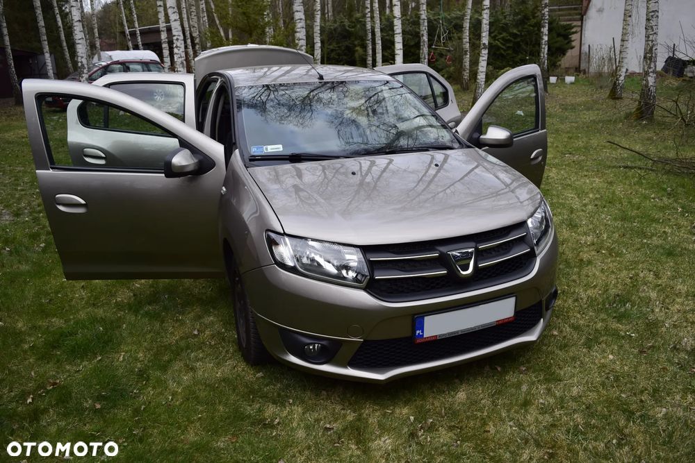 Dacia Logan 1.2 16V Laureate EU6 - 5