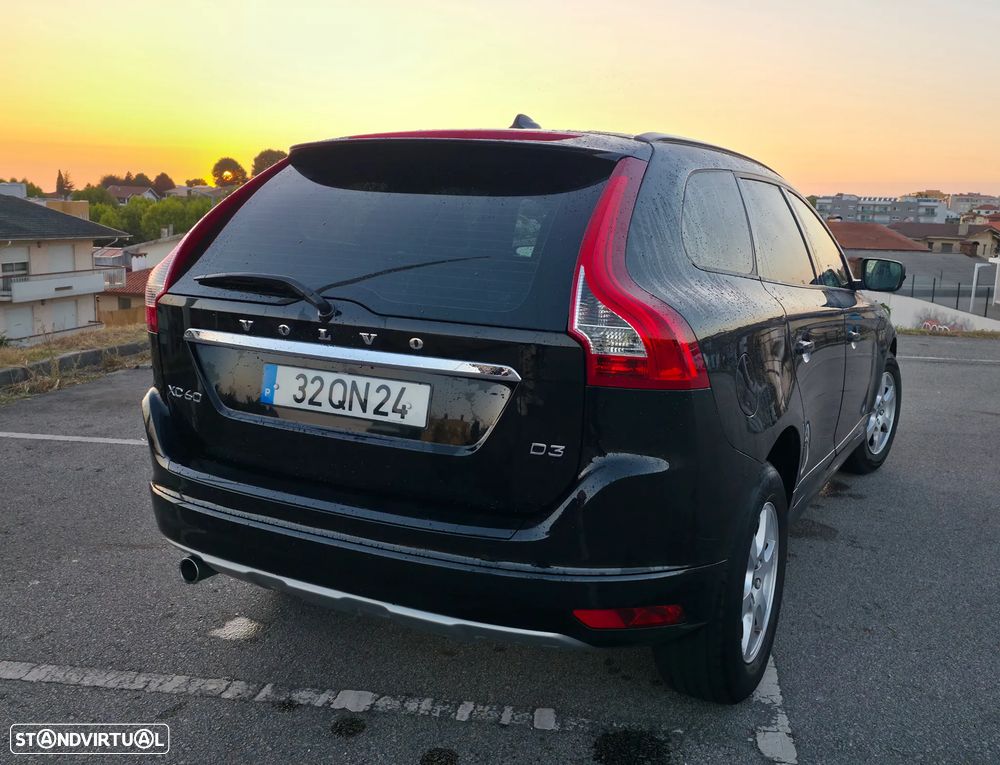 Volvo XC 60 2.0 D3 Momentum - 13