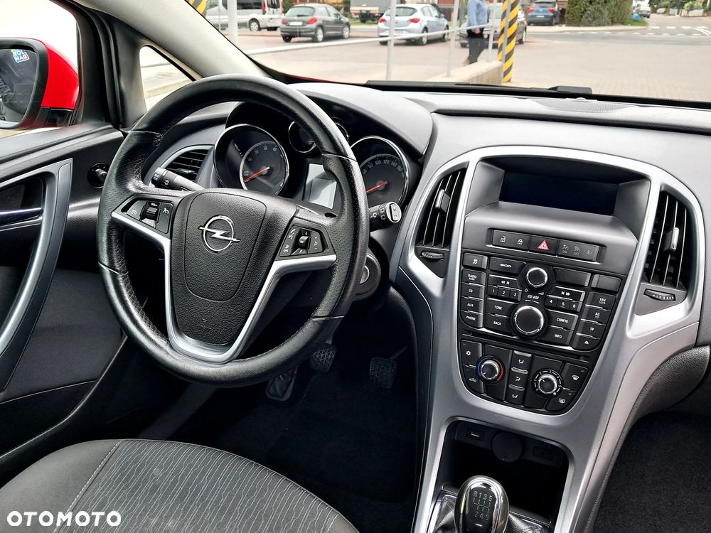 Opel Astra 1.4 Turbo - 21