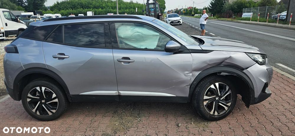 Peugeot 2008 BlueHDi 110 Allure - 4