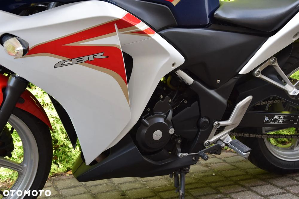 Honda CBR - 8