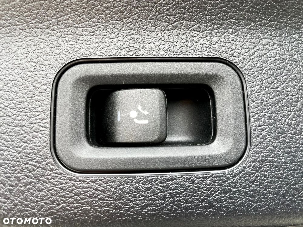 Mercedes-Benz GLS - 26
