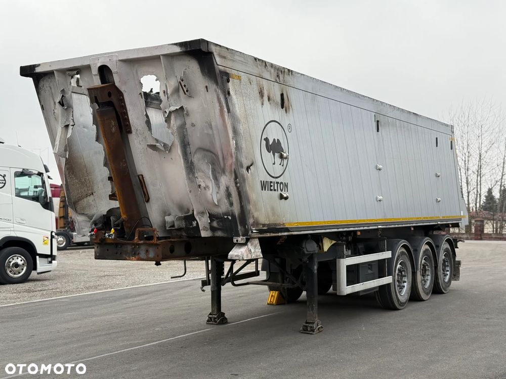 Wielton 42 m3 OSIE SAF USZKODZONY - 4