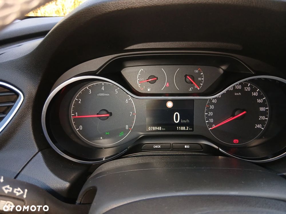 Opel Grandland X 1.2 Start/Stop Design Line - 10