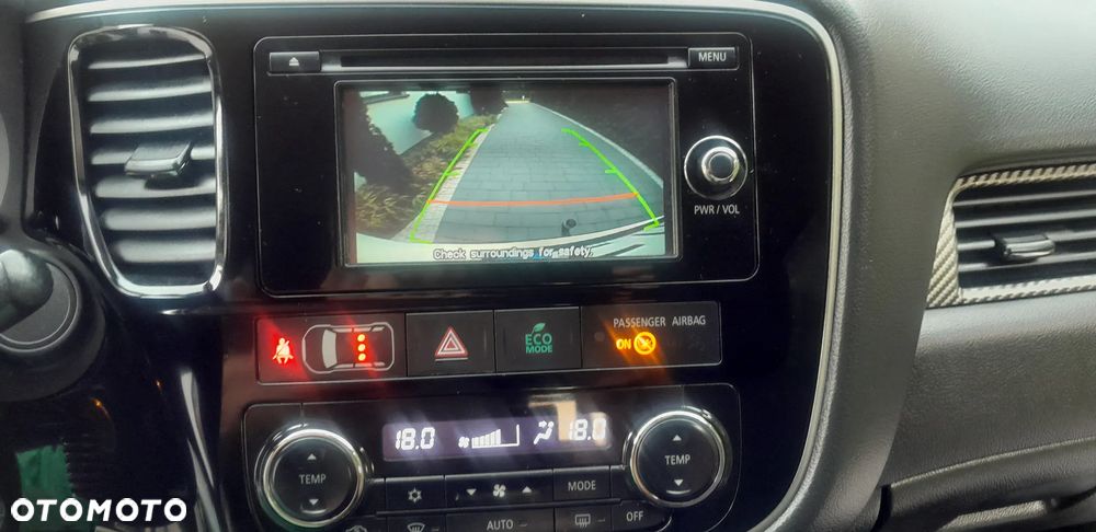 Mitsubishi Outlander - 11