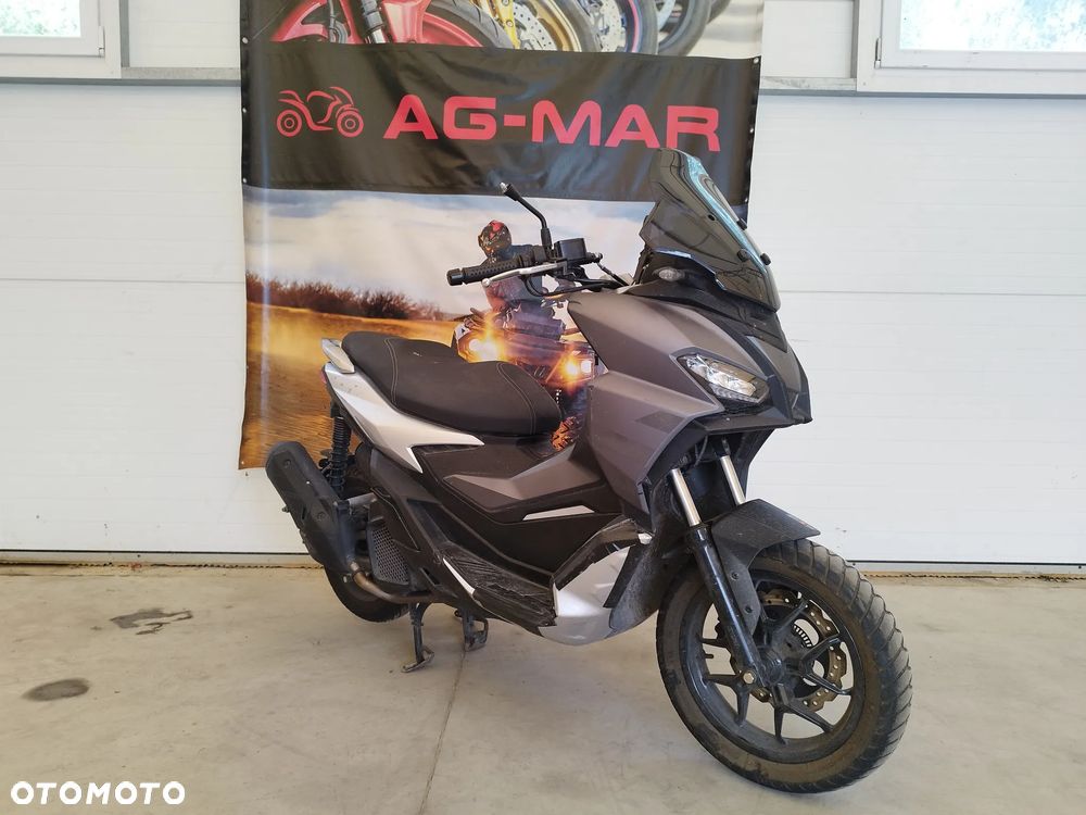 Aprilia SR - 3