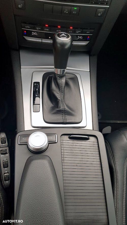 Mercedes-Benz E 220 CDI DPF BlueEFFICIENCY 7G-TRONIC Avantgarde - 10